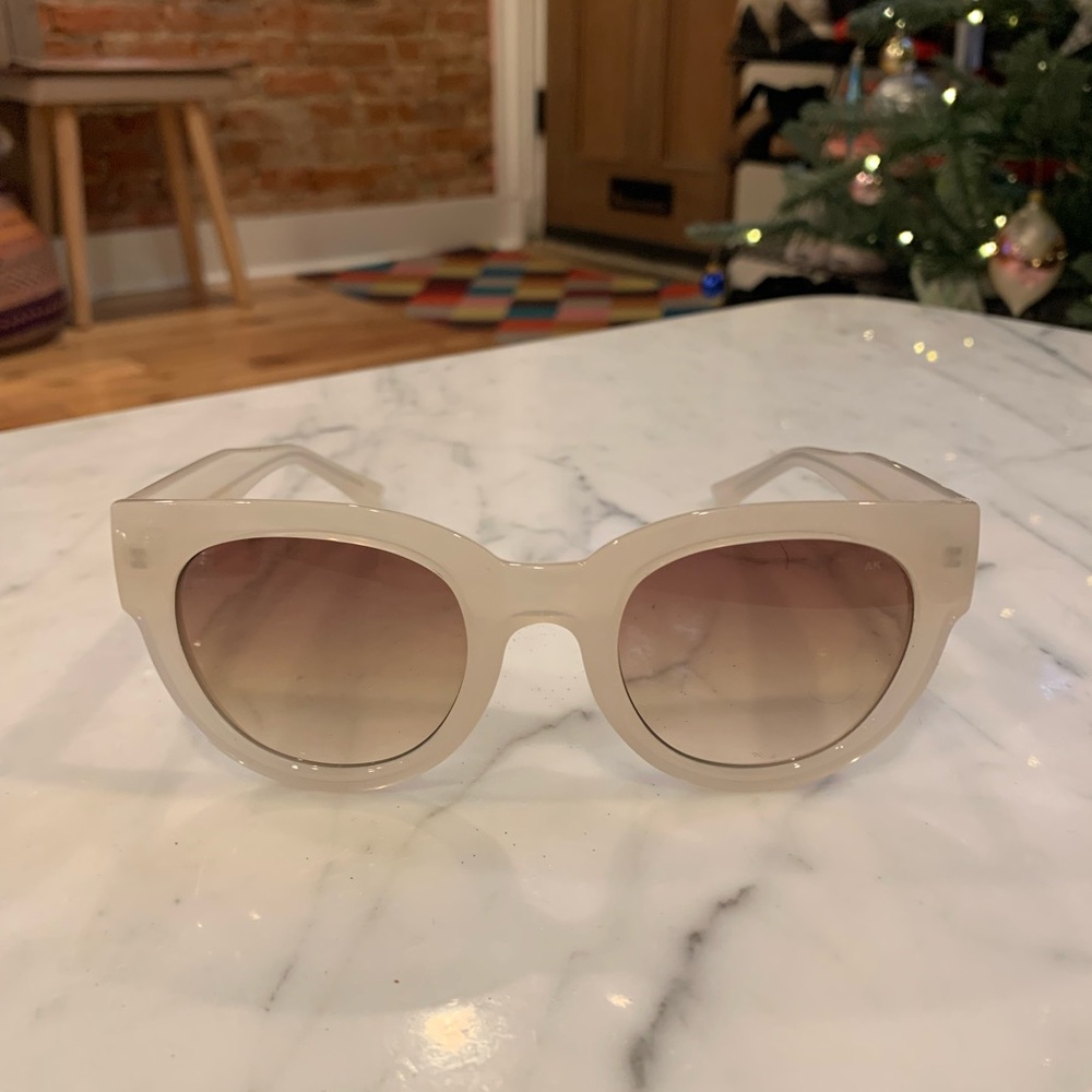 A. KJÆRBEDE Lilly sunglasses NWOT Anthropologie